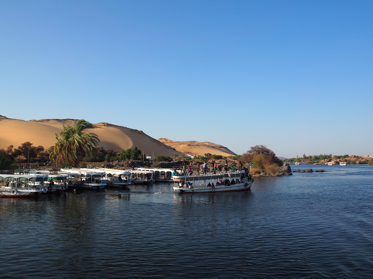 Abu Simbel 15 daagse rondreis Nijlcruise cruise Nassermeer Cairo en Rode Zee Afbeelding